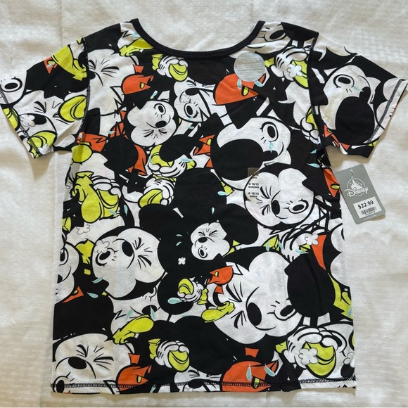 Disney Other - Disney Mickey Mouse All Over Print short sleeve T-shirt